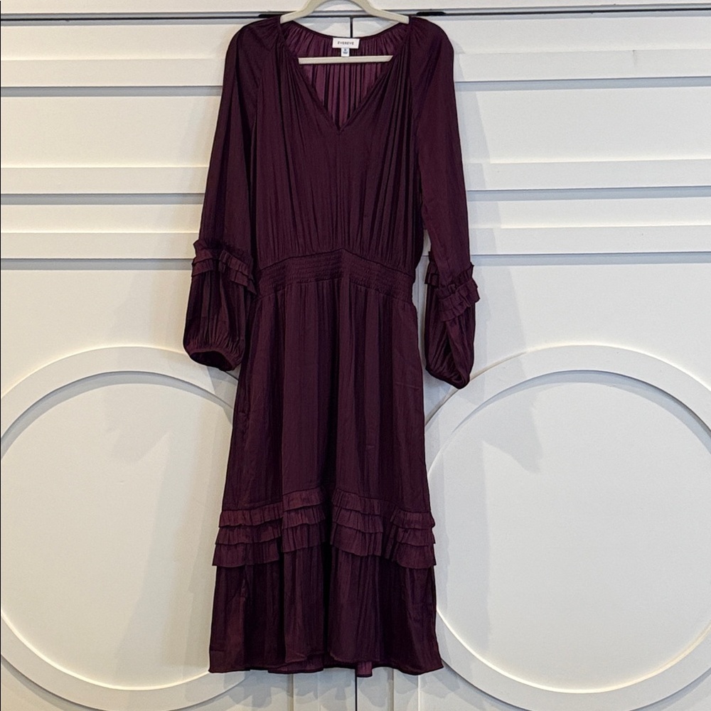 Evereve Dress